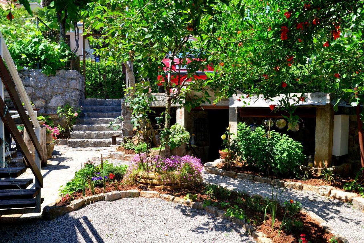 Appartement Bonbon à Opatija Extérieur photo