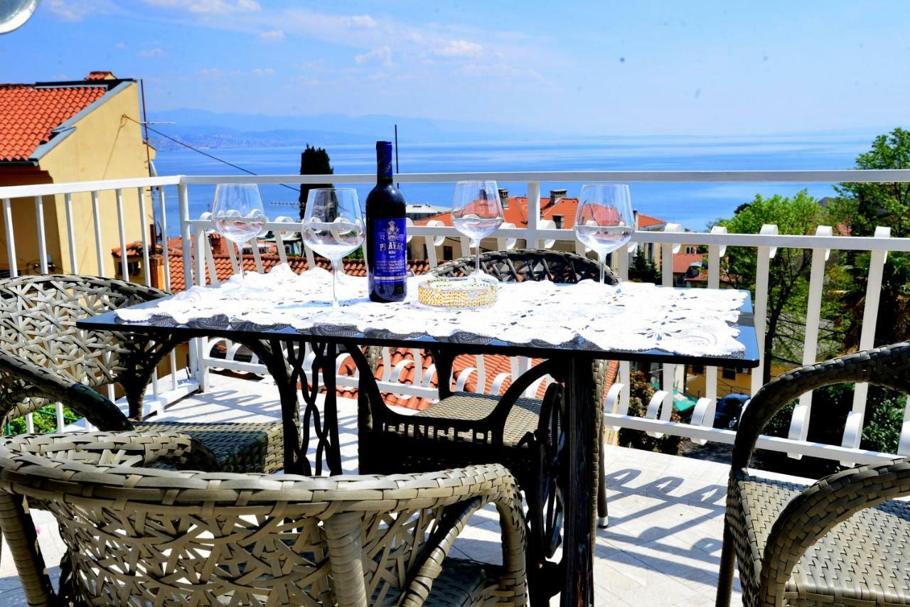 Appartement Bonbon à Opatija Extérieur photo